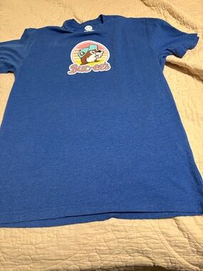 Buc-ee's Women's Short Sleeve Tee in Royal Blue